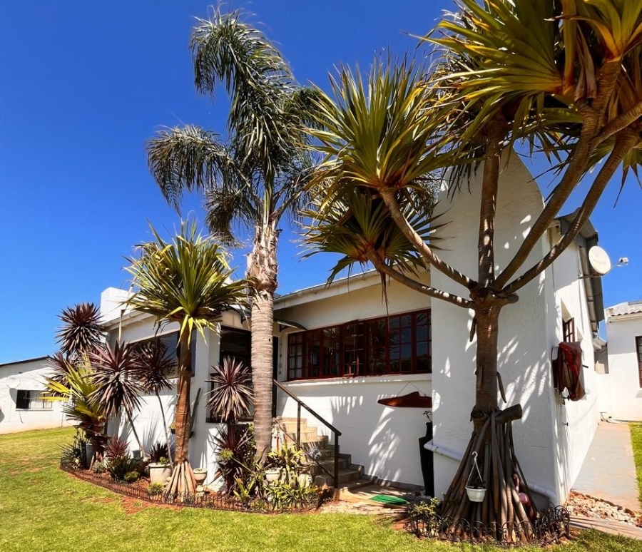 2 Bedroom Property for Sale in C Place Eastern Cape